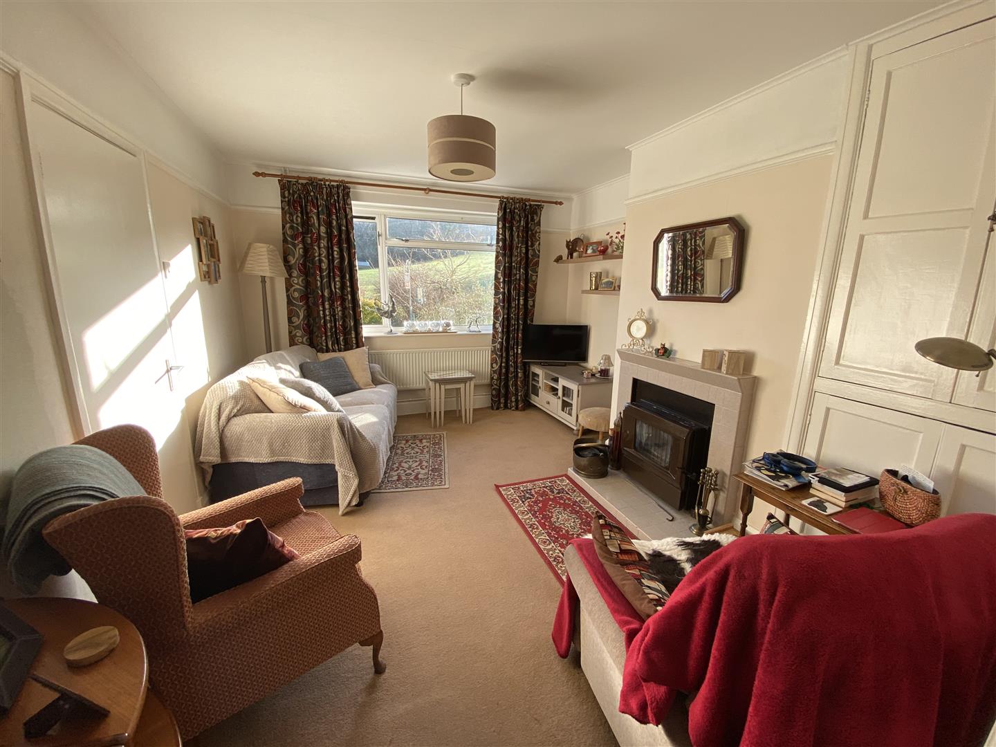 ANOTHER ROOM ASPECT